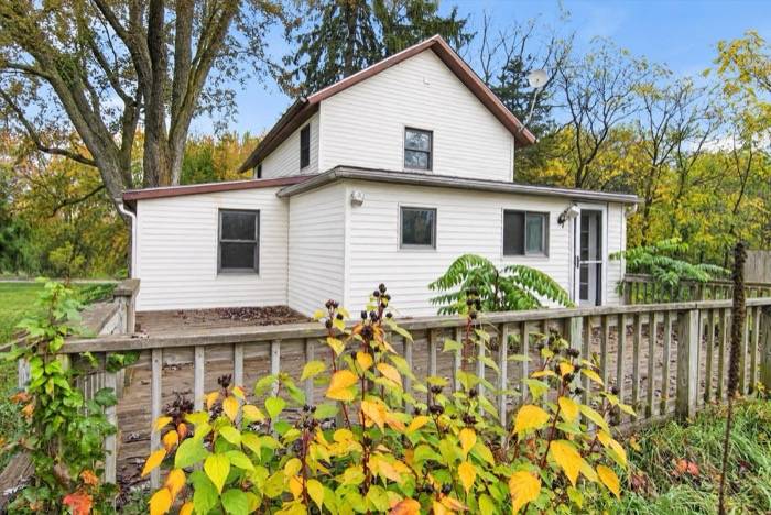 18607 Forrister Rd, Hudson, MI, photo 17