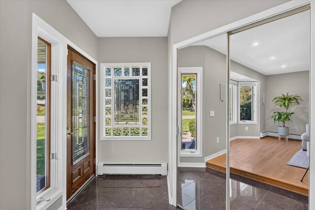 249 W Hurst Drive, Troy
