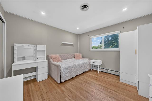 249 W Hurst Drive, Troy