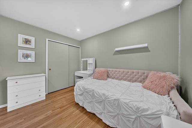 249 W Hurst Drive, Troy