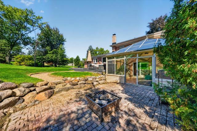 249 W Hurst Drive, Troy