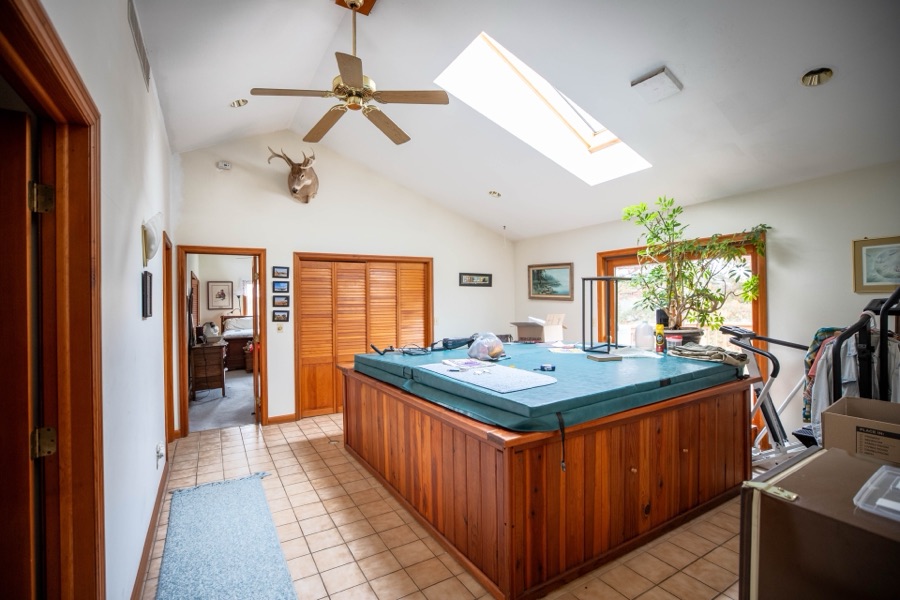Hot tub room with skylight