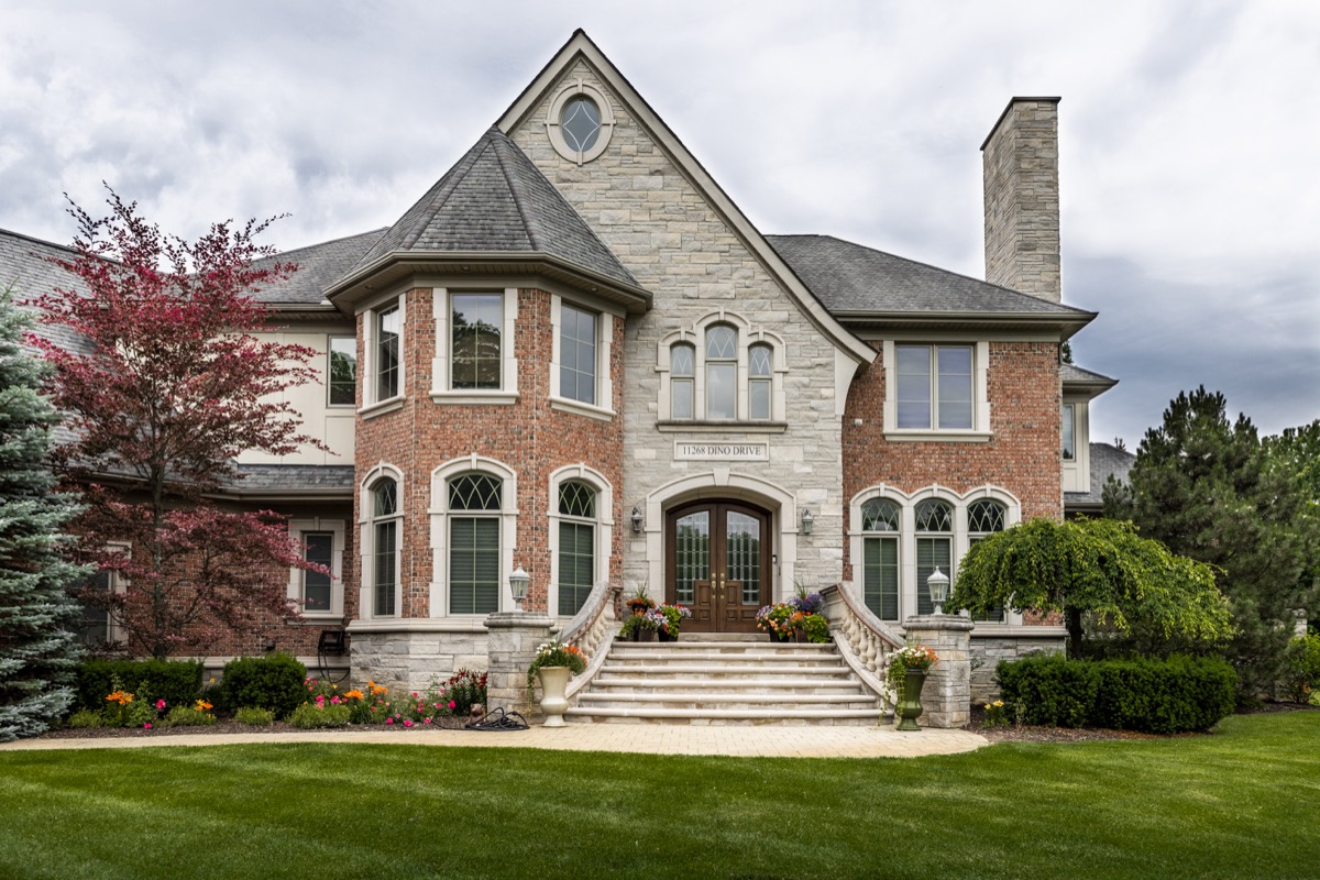 11268 Dino Dr, Bruce Township