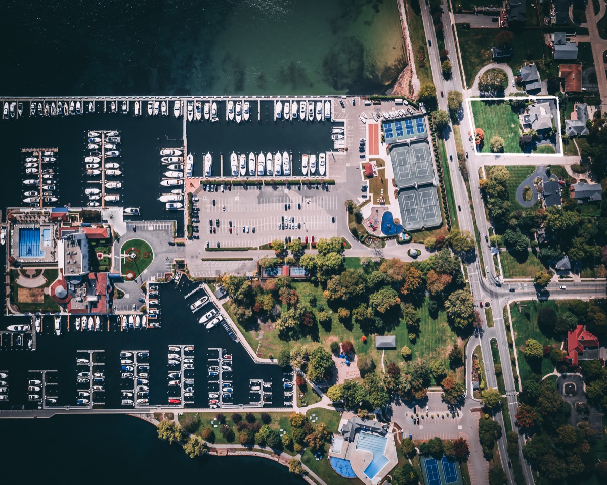 777 Lake Shore Rd, Grosse Pointe Shores