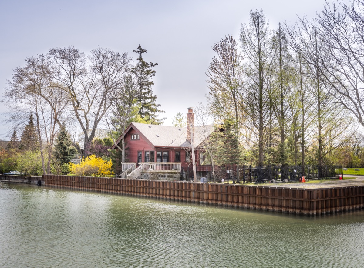 14719 Riverside, Detroit