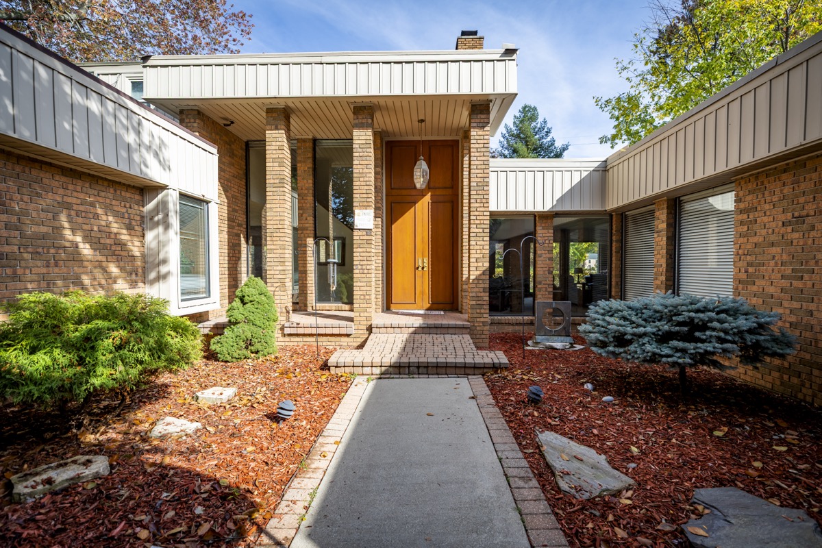 60 Fordcroft, Grosse Pointe Shores